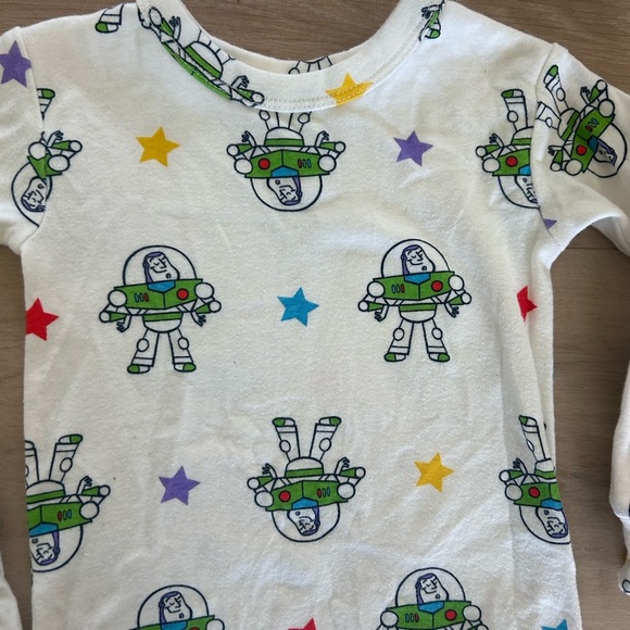 Kids Pajamas with buzz light year Baby Gap organic cotton - Picture 2 of 4